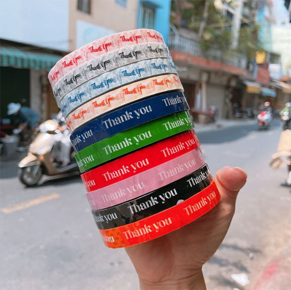 các lợi ích sử dụng băng keo in cho tiệm bánh ngọt