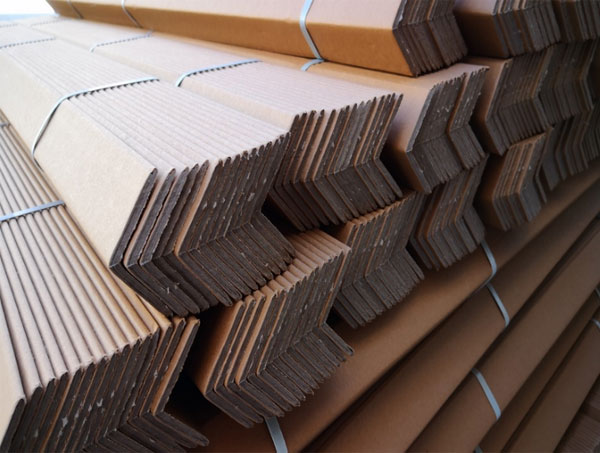 Vai trò của thanh nẹp góc giấy trong vận chuyển hàng hóa là gì